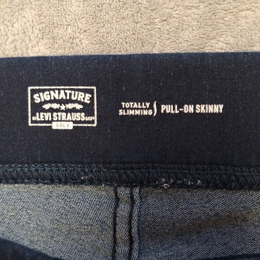 Buy 1 Get 1 50% Off--Levi Strauss Women's Dark Indigo Skinny Jeans Size 16 - Picture 12 of 15